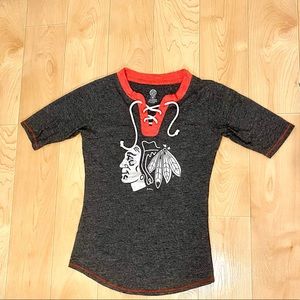 EUC Chicago Blackhawks Lace Up Shirt Size Small